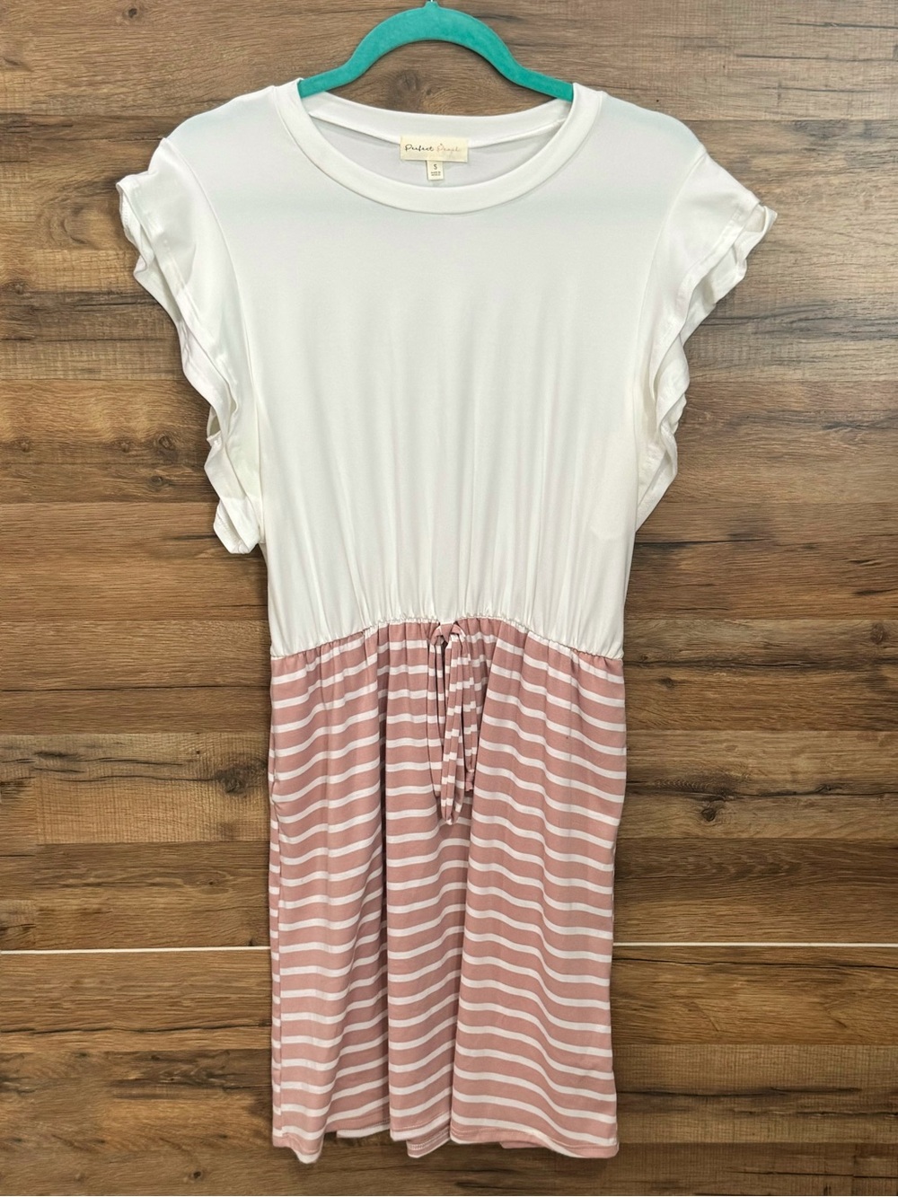Perfect Peach T-Shirt Dress Womens Size Small White Pink Mauve Striped Skirt